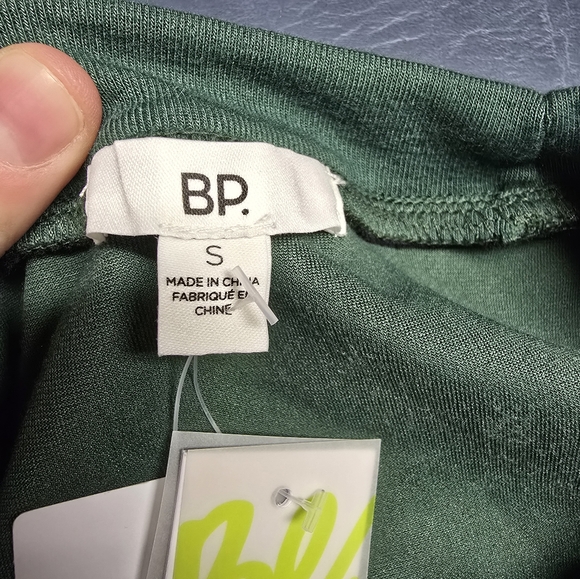 Nordstrom BP Dark Green Soft Pull Over Small Shirt - Picture 5 of 6
